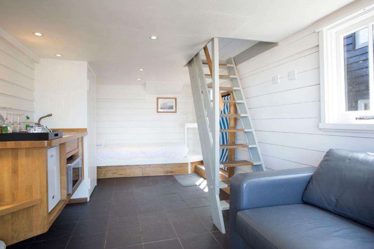 Whitstable Fisherman'S Huts Exterior photo