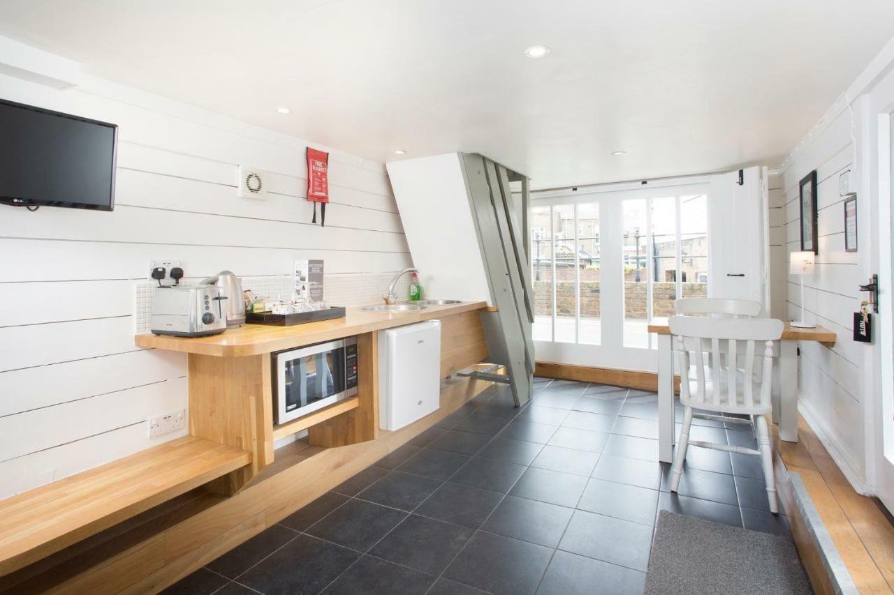 Whitstable Fisherman'S Huts Exterior photo
