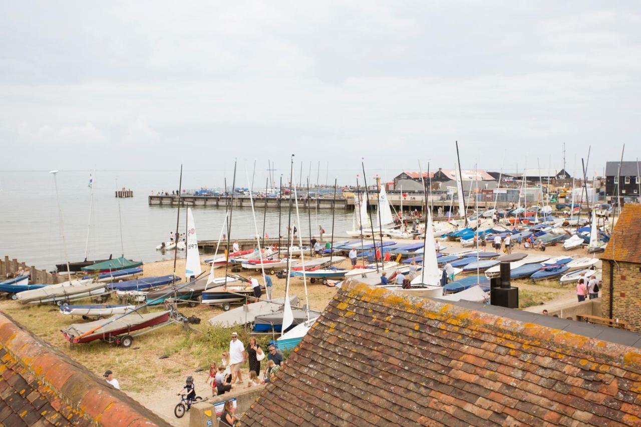 Whitstable Fisherman'S Huts Exterior photo